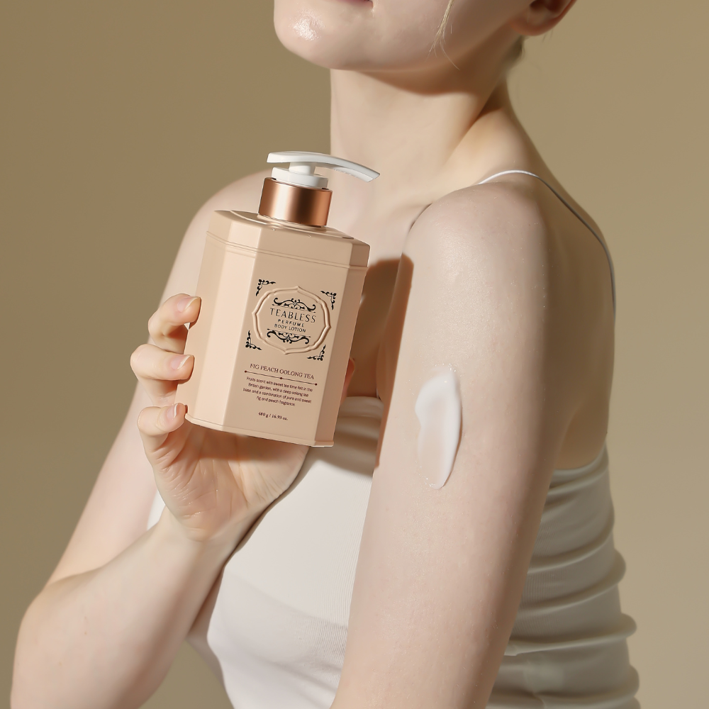 FIG PEACH OOLONG TEA PERFUME BODY LOTION - Beruhigende Parfüm-Körperpflege mit Ceramiden, Lipiden, Bisabolol, Niacinamid & Fruchtenzymen (Feige, Pfirsich & Oolong-Tee Duft)_Shishi Chérie 2