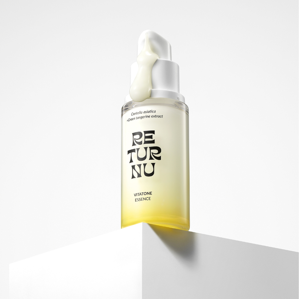 VITATONE ESSENCE <br> Vitalisierendes Anti-Aging Serum mit Vitamin C aus der Grünen Jeju Mandarine, Tigergras & Niacinamid-Shishi Cherie