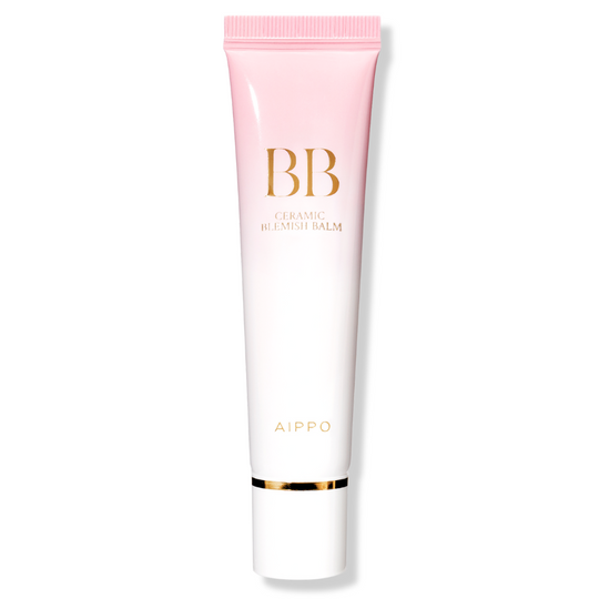 CERAMIC BLEMISH BALM <br> Perfektionierendes Anti-Aging Make-up mit 7 Arten von pflanzlichem Kollagen, Gluthation und Multi-Hyaluron (ultraleichte & hochadaptive Textur, alle Hauttöne)