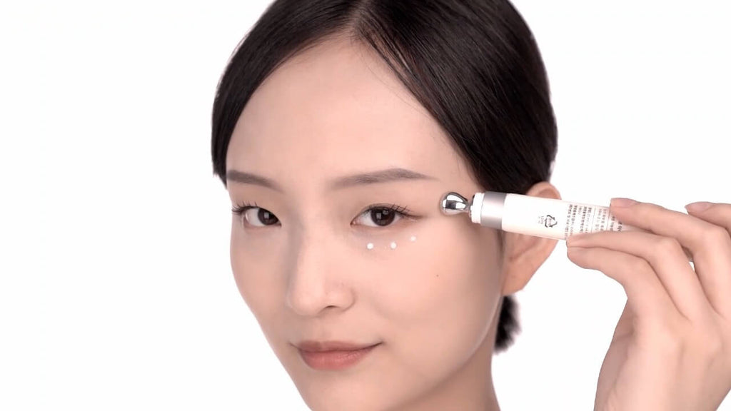 Eiio Intensive Eye Cream - Video Anwendung