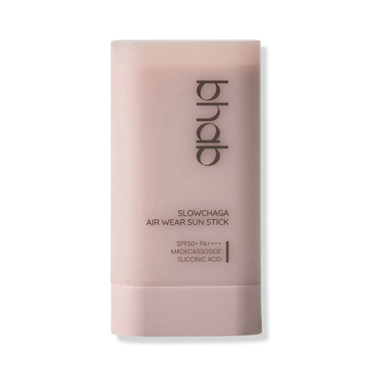 SLOWCHAGA AIR WEAR SUN STICK SPF50+/PA++++ | Perfektionierender Anti-Aging Sonnenschutz mit patentiertem Slowchaga Komplex™ (100% transparente Textur mit Weichzeichner-Effekt)